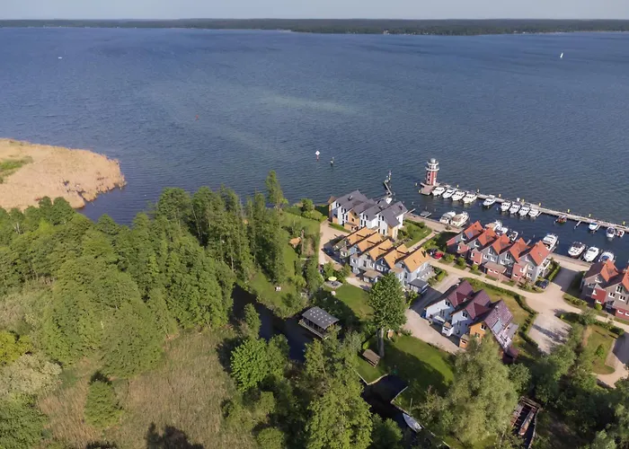 Plau Lagoons شقة *