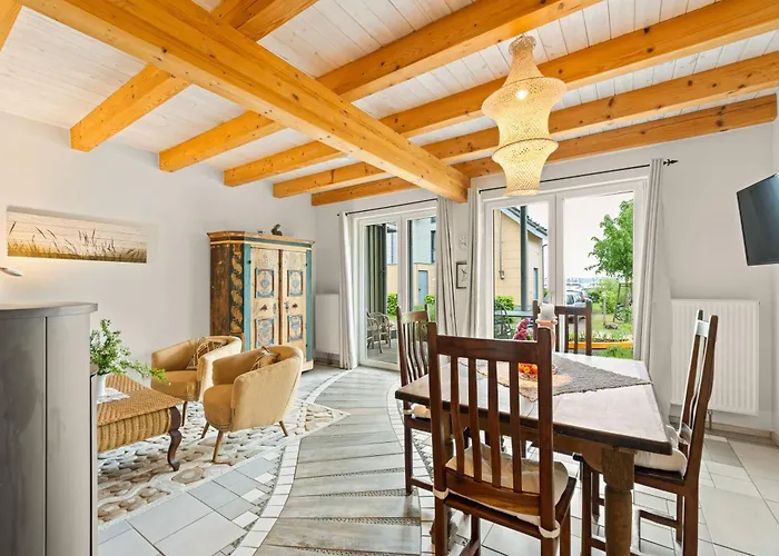 Plau Lagoons بلاو ام سي