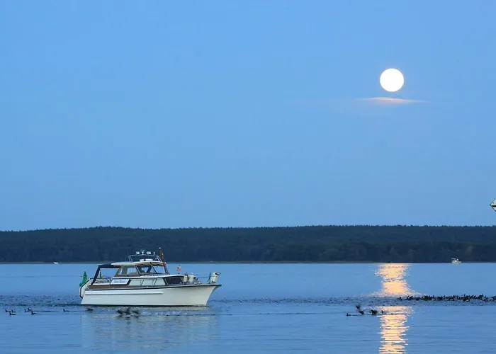 Plau Lagoons דירה *