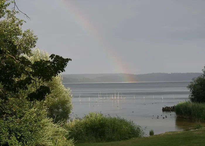 Plau Lagoons דירה