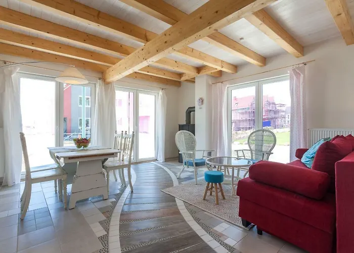 Plau Lagoons شقة بلاو ام سي