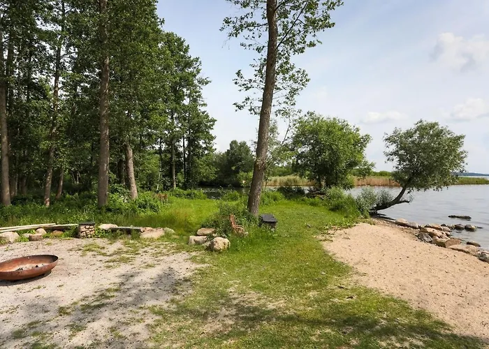 Plau Lagoons شقة بلاو ام سي