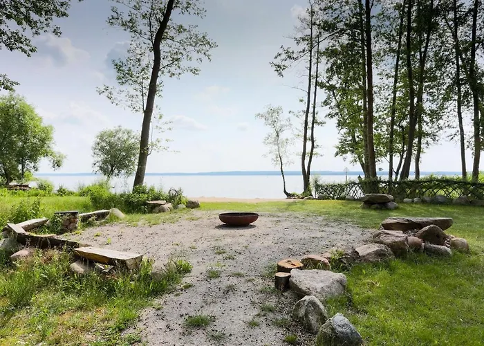 Plau Lagoons بلاو ام سي